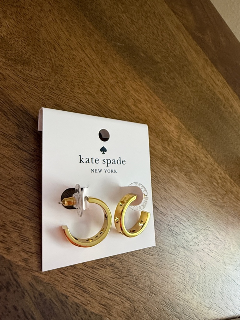 NWT! ♠️ Kate spade Huggies Earrings in gold with cutout spades - Picture 5 of 8